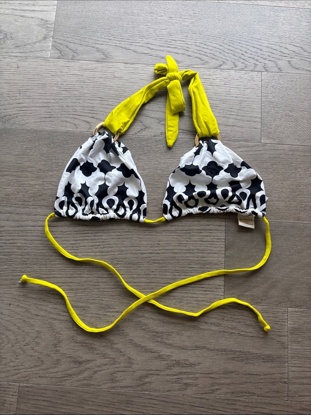 l*space Yellow & Black White Pattern Triangle Bikini Top